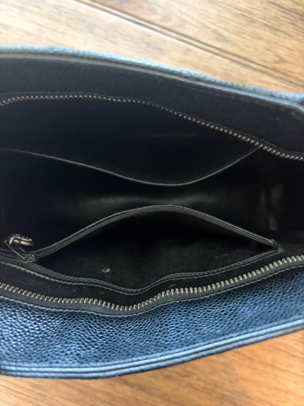 CHANEL Black Quilted CC Top-Handle Tote - Picture 3 of 10